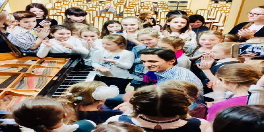 Победители IV конкурса пианистов Владимира Крайнева выступят в ММДМ