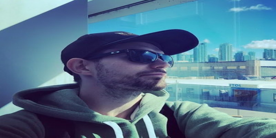 Noize MC сделал злободневный русский кавер на хит Дэвида Боуи (Видео)