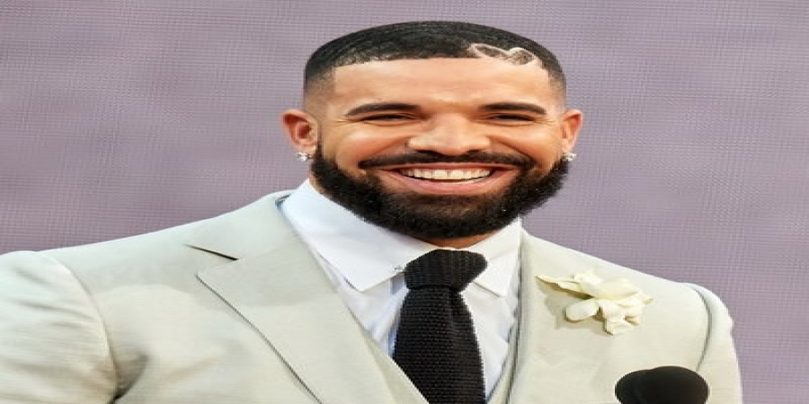 Дрейк строит концертный зал в Торонто