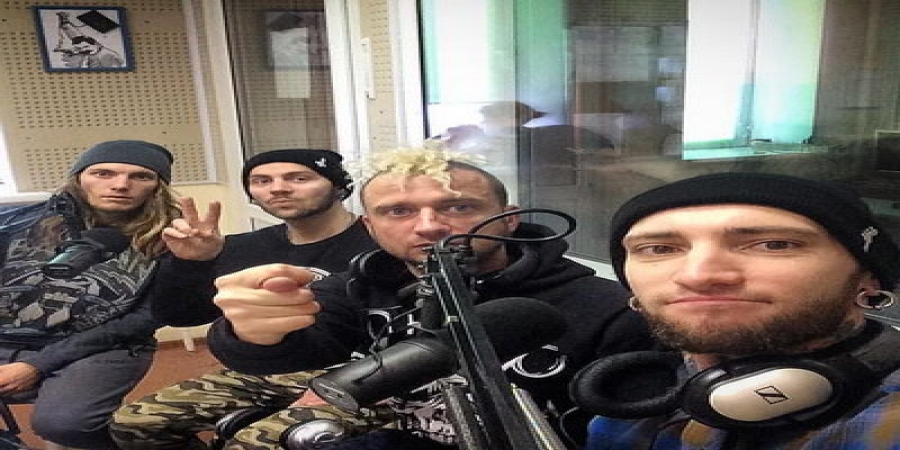 Группа «Смех» отправит поклонников на машине времени в эпоху «Живяка»