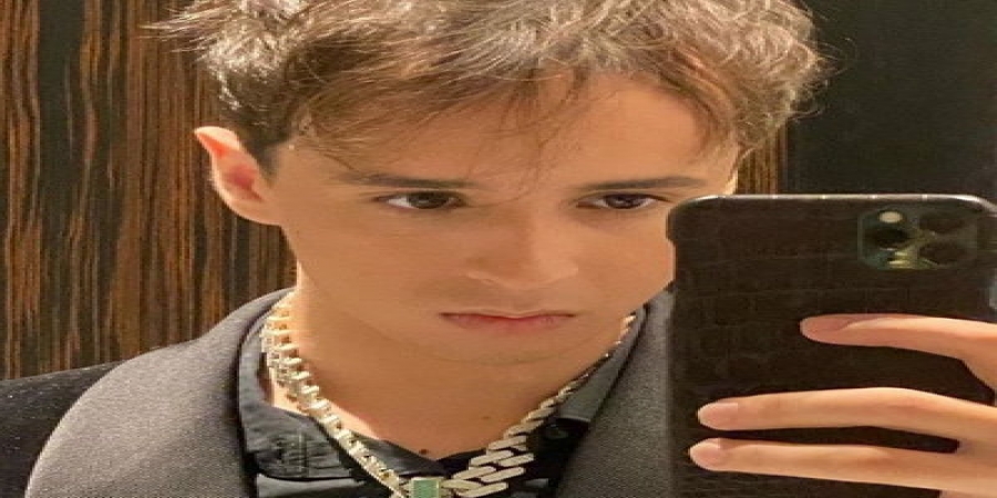 Слава Марлоу готовит Prime Show с друзьями