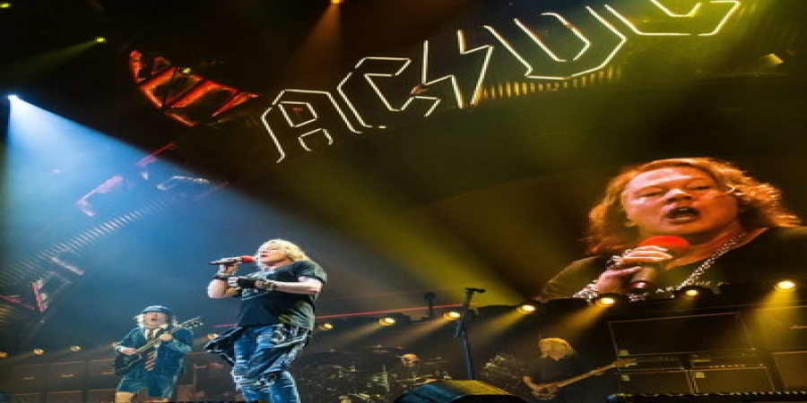 Sony Music стали владельцами каталога AC/DC