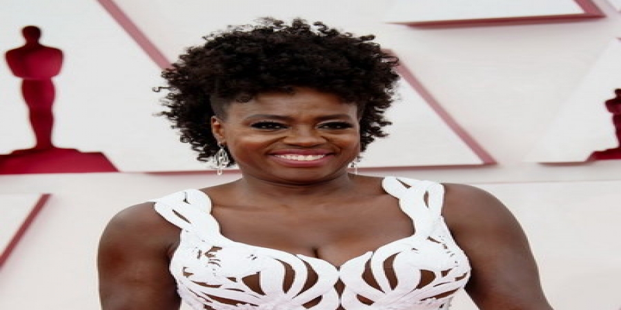 Виола Дэвис написала мемуары