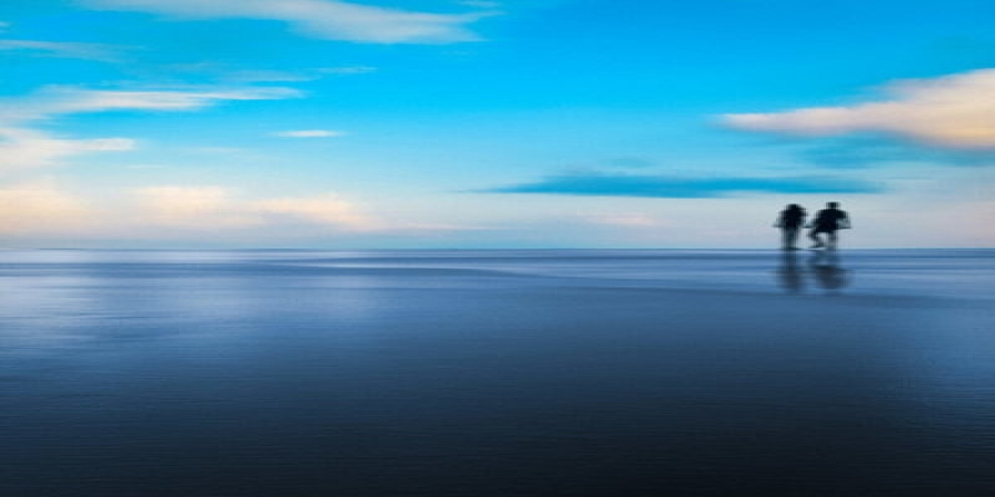 Эльдар Джарахов сделал новую версию «Я в моменте» взамен удаленной (Слушать)