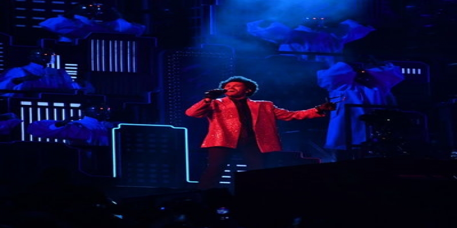 Weeknd готовится к выступлению на Супербоуле в трейлере фильма «The Show» (Видео)