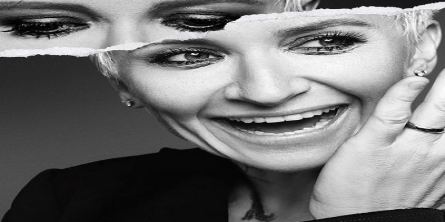 Диана Арбенина активирует с «Ночными Снайперами» «Авиарежим» дважды