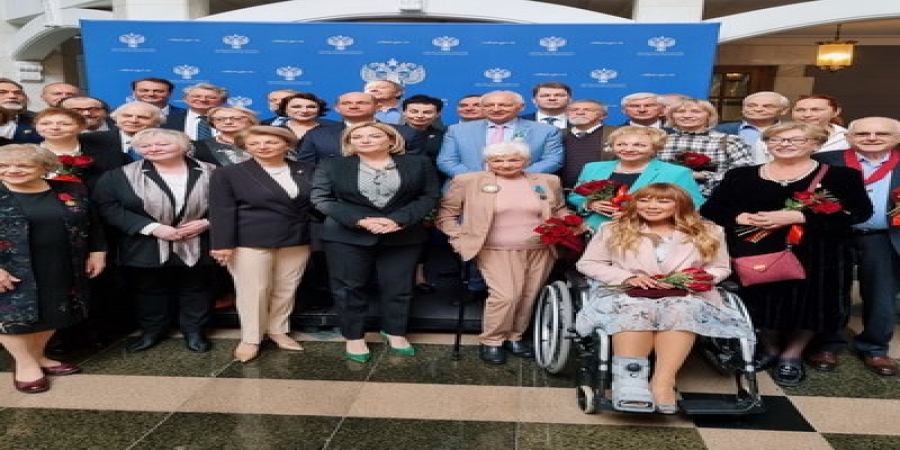 Алексей Бородин, Анита Цой и Никас Сафронов получили награды и звания