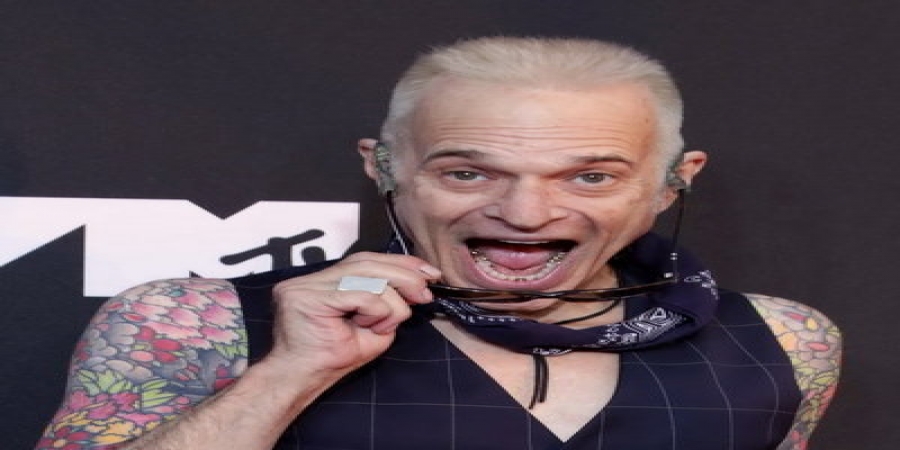 Дэвид Ли Рот показал свои рисунки в клипе «Lo-Rez Sunset» и объявил о завершении карьеры (Видео)