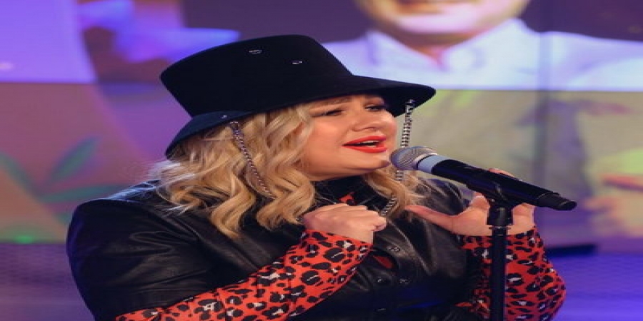 Ева Польна сыграла «Музыку» и рассказала про теневой бан инстаграма (Видео)