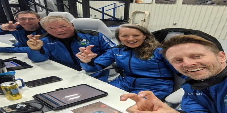 Уильям Шетнер стал самым старым астронавтом за 11 минут (Видео)