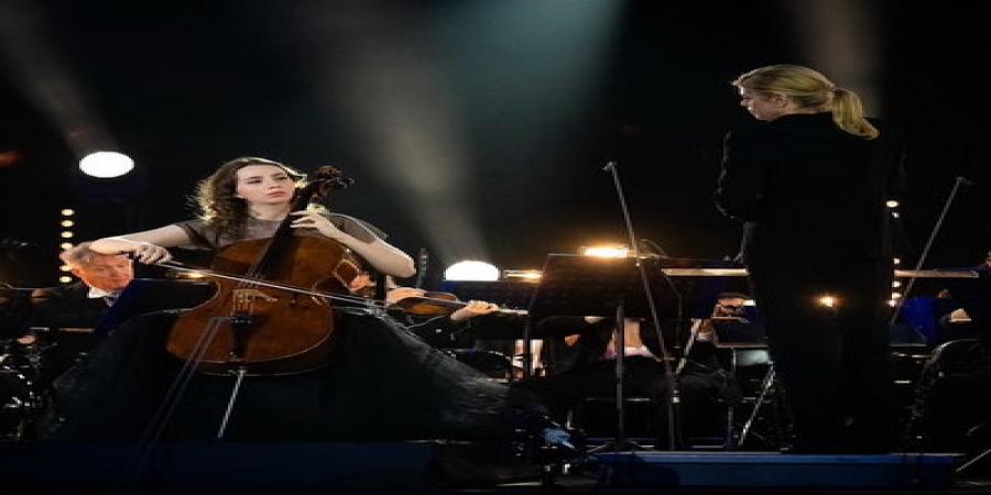 Адам и Дали Гуцериевы выступили с Кери-Линн Уилсон