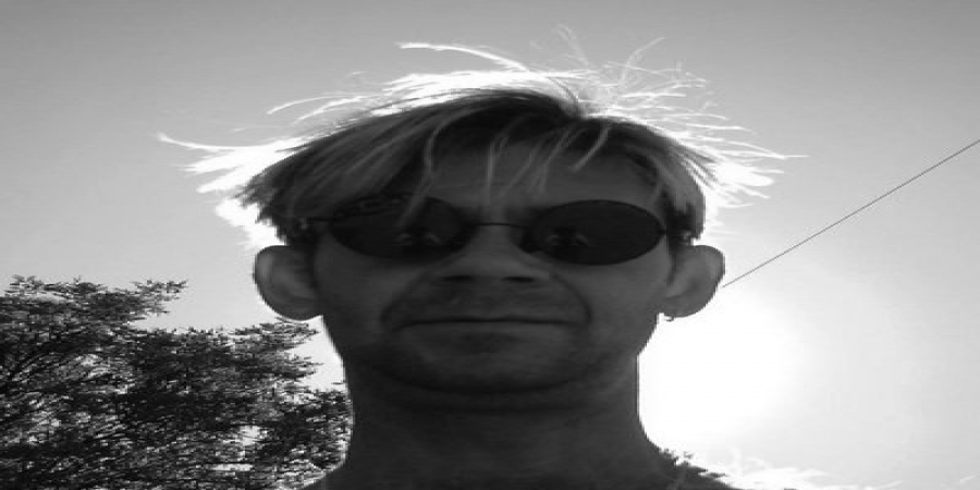 Скончался музыкант групп «Нате!» и «Кошкин дом» Андрей Селюнин