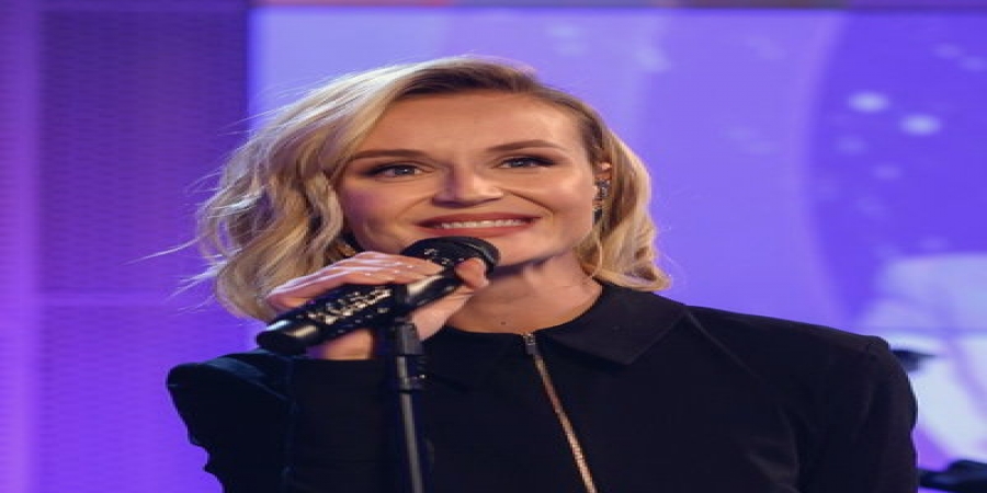 Полина Гагарина рассказала на «Авторадио» о съемках клипа «Вчера» (Видео)