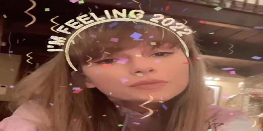 Тейлор Свифт поздравила кота с 22-летием (Видео)