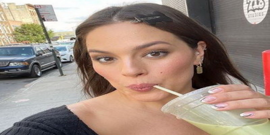 Эшли Грэм родила близнецов