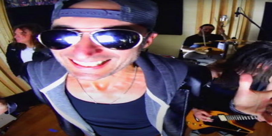 Новая группа Дэвида Эллефсона представила первый клип (Видео)