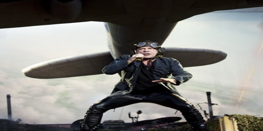 Брюс Дикинсон не будет пилотировать самолет Iron Maiden в предстоящем туре