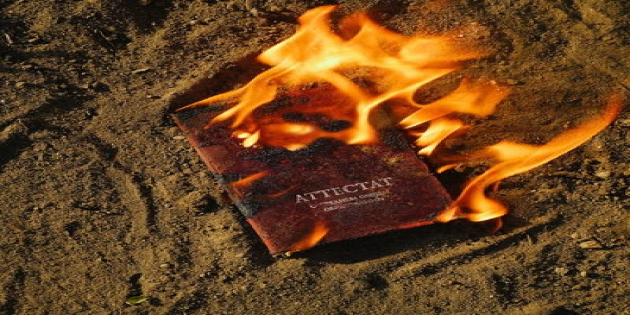 Джарахов и Hensy прощаются с ненавистной школой в «Реквиеме по мечте»