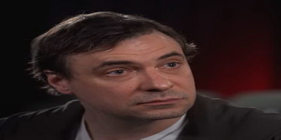 Евгений Цыганов рассказал Ксении Собчак о папарацци, детях, Одессе и светлом будущем