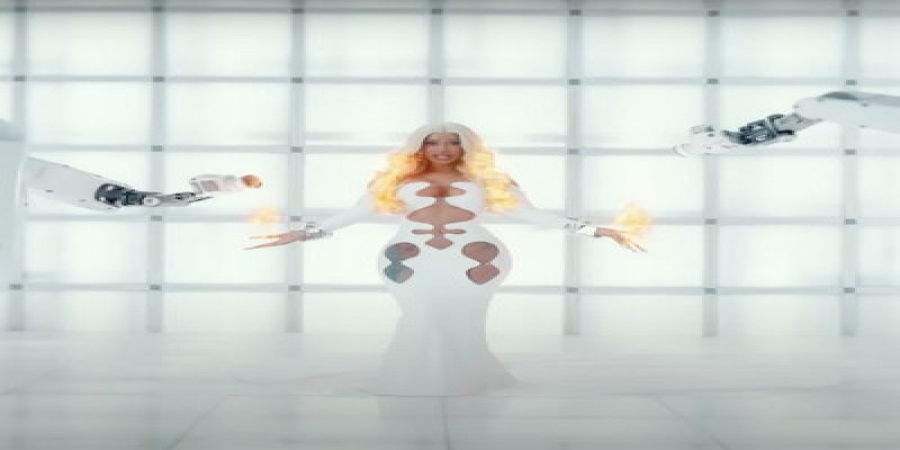 Ладо Кватания снял клип Карди Би и Канье Уэсту