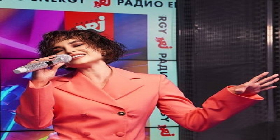 DJ Смэш и солистка Artik & Asti представили «CO2» на «Радио Energy»