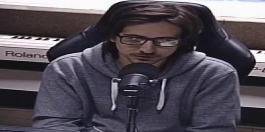 Олег Кармунин рассказал про радикальные изменения «Пропаганды» в «Историях русской попсы»