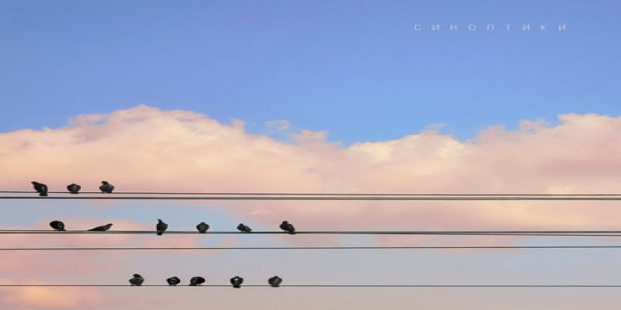 Юлия Савичева спела о любви в любую погоду