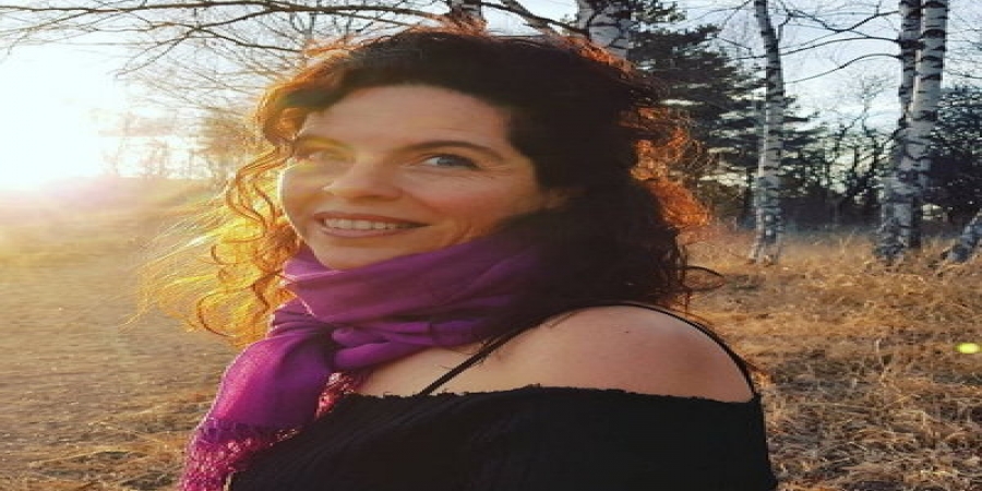 Перукуа представит в Москве «Песни сокровенной женственности»