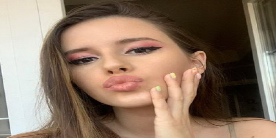 Эльвира Т готовит первый акустический «Квартирник»