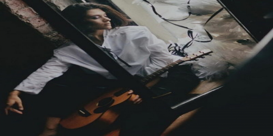 Женя Любич соткала «Бродского» из своих ощущений поэзии