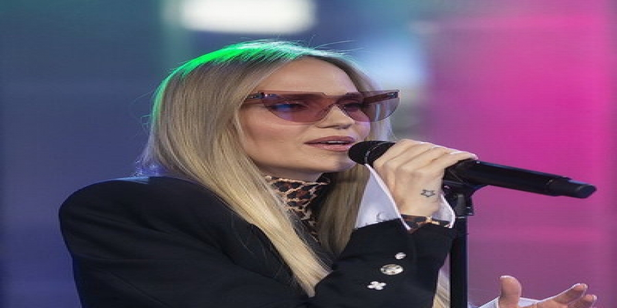 Глюкоза спела новый свадебный гимн на «Авторадио»