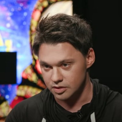 Алексей Кабанов рассказал про жизнь после «Фабрики звезд» и бесчинства фанаток