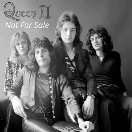 Queen впервые показали рождественский сингл 50-летней давности