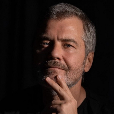 О вечных ценностях и фигне в шоу-бизнесе: Константин Арсенев – в эфире “Московского комсомольца”