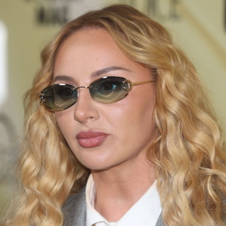 Анна Asti уехала в Испанию ради пополнения лошадиной семьи