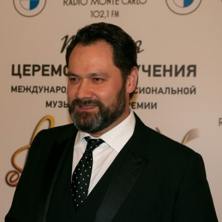 Ильдар Абдразаков возглавил Михайловский театр