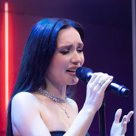 Seryabkina раскрыла концепцию шоу «Голд» и анонсировала летний EP