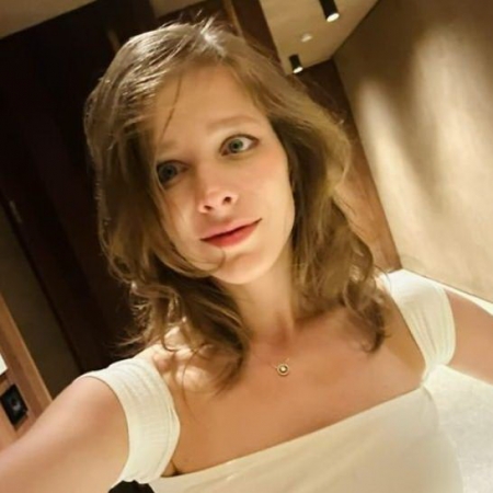 Елизавета Арзамасова рассказала о спектакле «Идиот» и жизни с Ильёй Авербухом