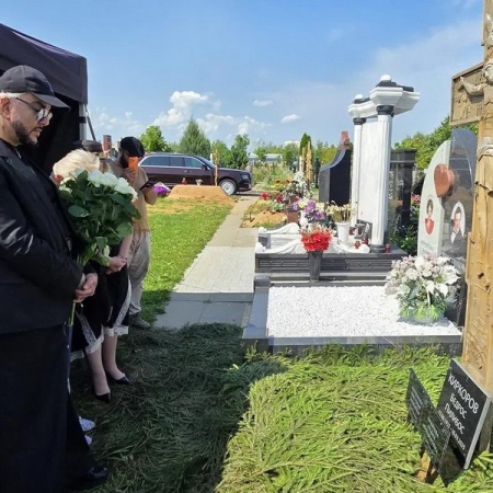 Прах мамы и бабушки Филиппа Киркорова перезахоронили в Москве