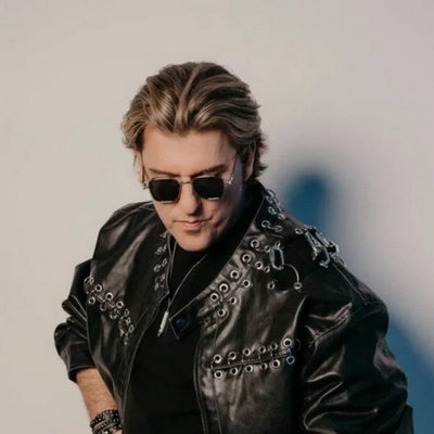 Валерий Стронский отметит день рождения на сцене