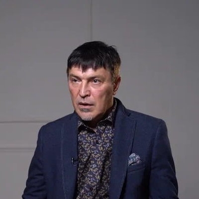 Про приезд Канье Уэста и обиды Алексея Потехина расскажет «Светская хроника»