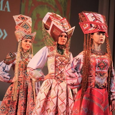 Гала-концерт лауреатов и победителей XXV Евразийского конкурса высокой моды национального костюма «Этно Эрато» пройдет в театре «Русская песня»