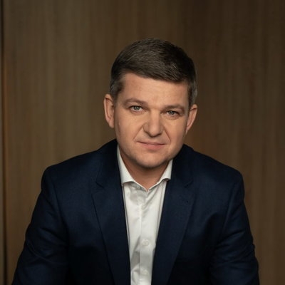 Искусственный интеллект не заменит творца: Роман Карманов выступил на итоговой сессии форума объединенных культур