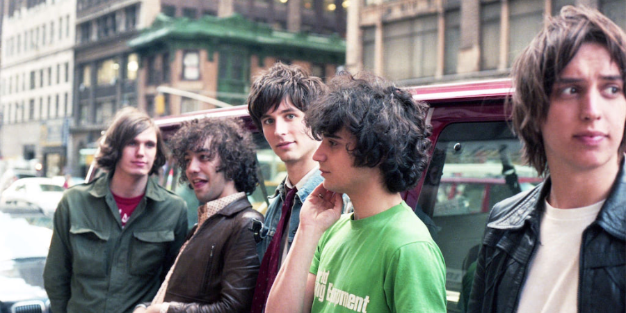 Группа "Strokes" опубликовала новый видеоклип "Ode To The Mets"